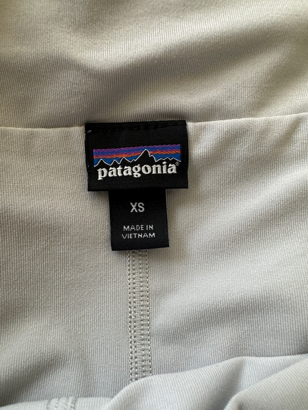 Patagonia White Wave-Pattern Skort - Picture 5 of 8
